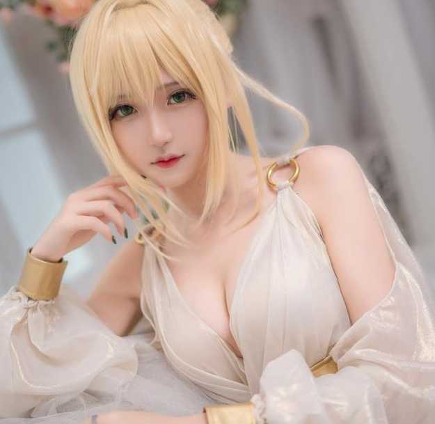 【奇怪/极品COS】斗鱼二次元现任一姐：腐团儿顶级COS福利大合集！【超级精美/1.1G】-造梦少女游戏造梦少女游戏网