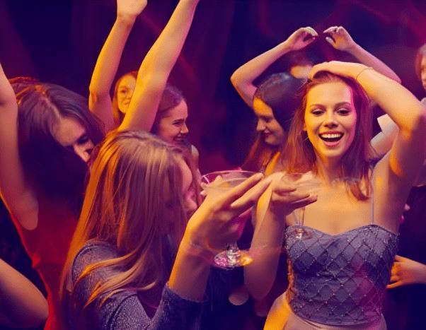 图片[2]-造梦少女游戏[欧美SLG/汉化] 公牛办公室! OfficeBull! v0.3 [PC+安卓/1.4G]阿里网盘下载 - 造梦少女游戏网-造梦少女游戏造梦少女游戏网